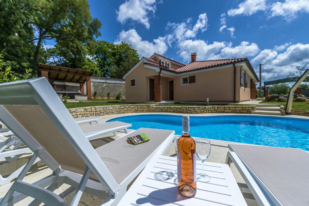 Villas Kolumbera With Private Pools ภายนอก รูปภาพ